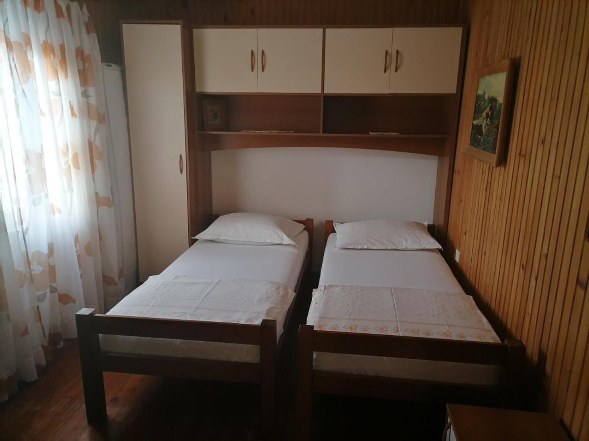Rooms Mara Skradin Exterior foto