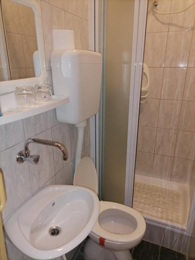 Rooms Mara Skradin Exterior foto