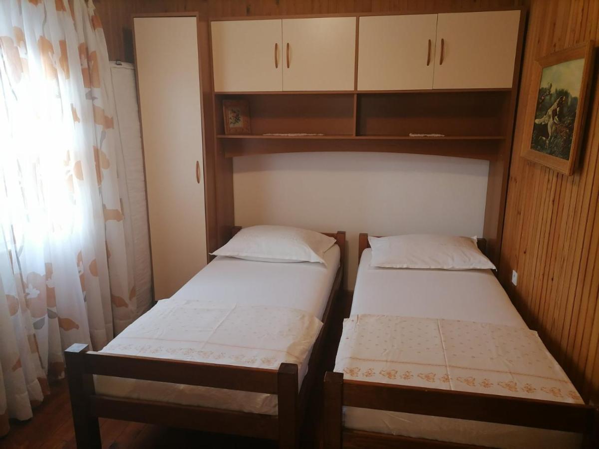 Rooms Mara Skradin Exterior foto