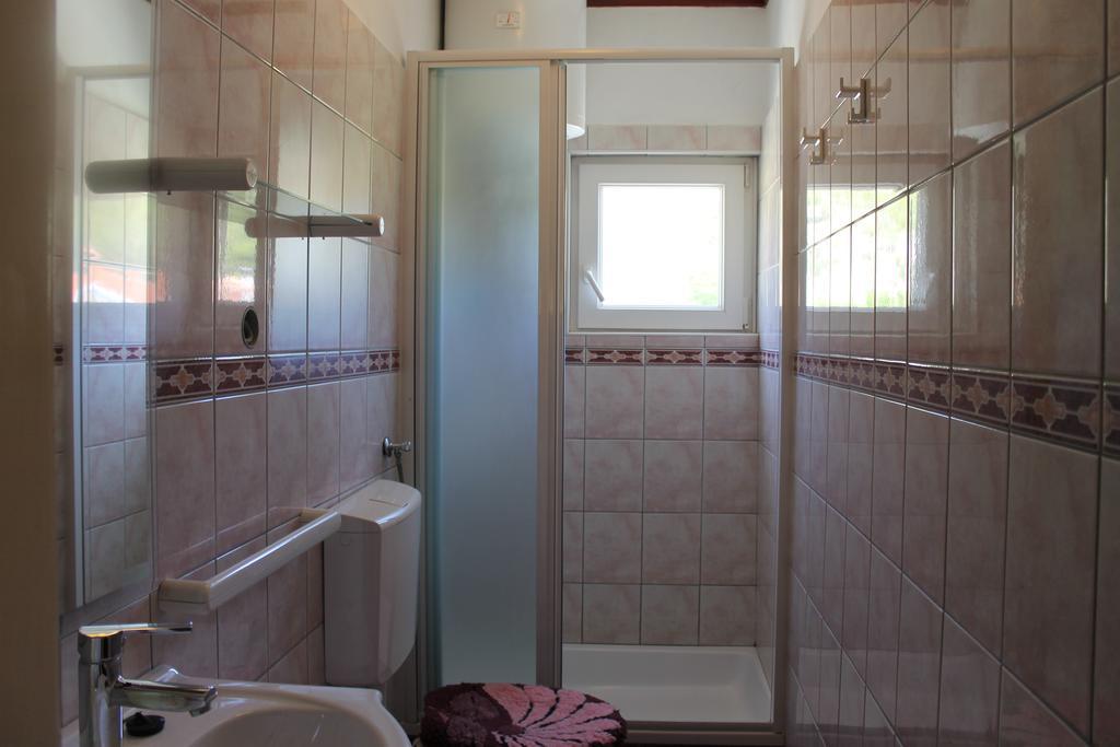 Rooms Mara Skradin Cameră foto